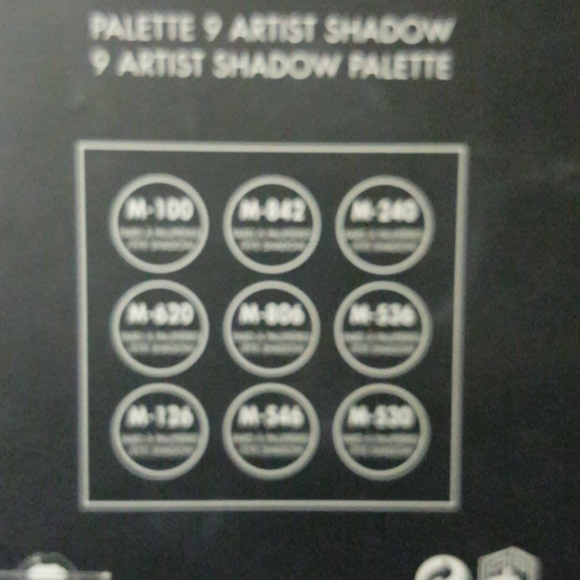 Make Up For Ever, Artist Palette Vol. 4 Eyeshadows - Picture 2 of 3